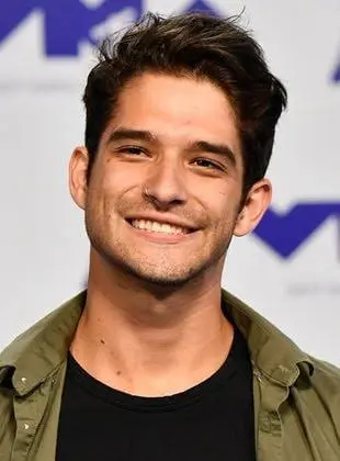 Tyler Posey Biography: Songs, Movies, Awards, Age, Net Worth, Wife, Parents, Instagram, Siblings