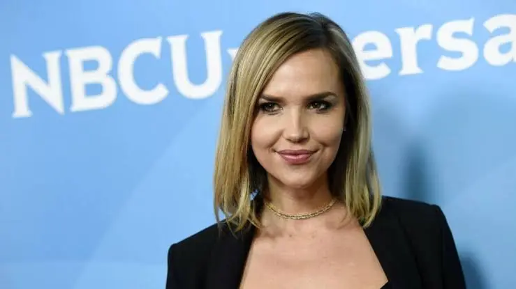 Arielle Kebbel Bio: Height, Partner, Movies, Husband, Instagram, Age, Net Worth, Age, Wiki, Siblings, Parents