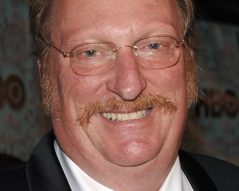 Jeffrey Jones Biography: Movies list, Net Worth, Parents, Siblings, Wife, Children, Height, Wikipedia, Nationality Jeffrey Jones Biography: Movies list, Net Worth, Parents, Siblings, Wife, Children, Height, Wikipedia, Nationality