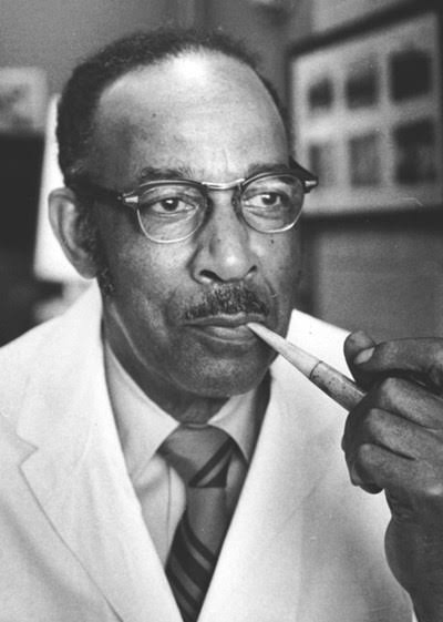 Vivien Thomas Biography: Books, Cause of Death, Net Worth, Age, Children, Parents, Siblings, Nationality, Wiki Vivien Thomas Biography: Books, Cause of Death, Net Worth, Age, Children, Parents, Siblings, Nationality, Wiki