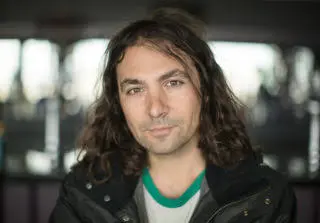 Adam Granduciel Biography: Albums, Wife, Net Worth, Age, Parents, Children, Instagram, Songs, Awards