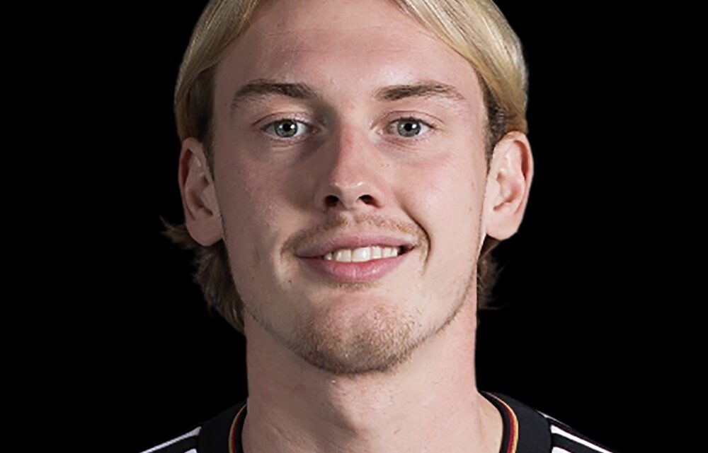 Julian Brandt Biography: Current Club, Stats, Age, Net Worth, Position, Awards, Salary, Wife, Family Julian Brandt Biography: Current Club, Stats, Age, Net Worth, Position, Awards, Salary, Wife, Family
