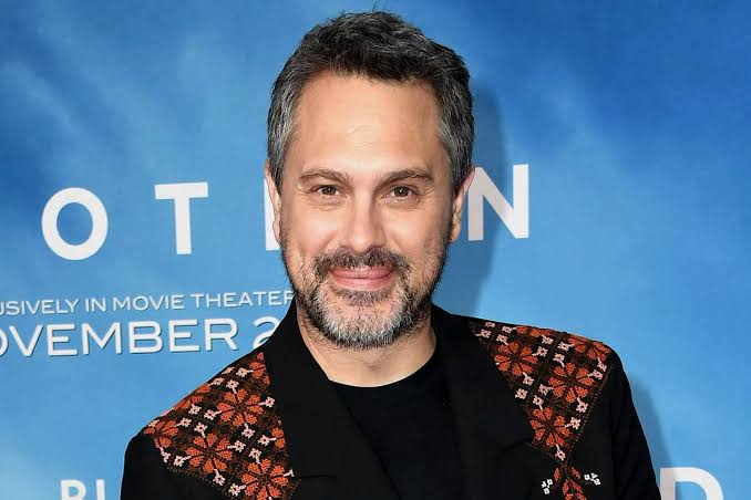 Thomas Sadoski Biography: Movies, TV Shows, Nominations, Net Worth, Age, Height, Wife, Children, Parents Thomas Sadoski Biography: Movies, TV Shows, Nominations, Net Worth, Age, Height, Wife, Children, Parents