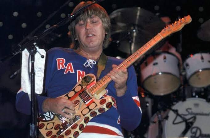 Terry Kath Biography: Band, Wife, Children, Parents, Siblings, Net Worth, Age, Songs, Wikipedia Terry Kath Biography: Band, Wife, Children, Parents, Siblings, Net Worth, Age, Songs, Wikipedia