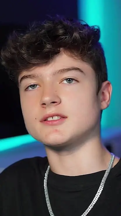 LumeXx Biography: Gaming Videos, Age, Net Worth, Minecraft, Girlfriend, Height, YouTube Success, Wikipedia