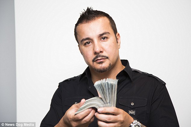 Tony Toutouni Biography: Height, Ethnicity, Age, Net Worth, Siblings, Parents, Girlfriend Tony Toutouni Biography: Height, Ethnicity, Age, Net Worth, Siblings, Parents, Girlfriend