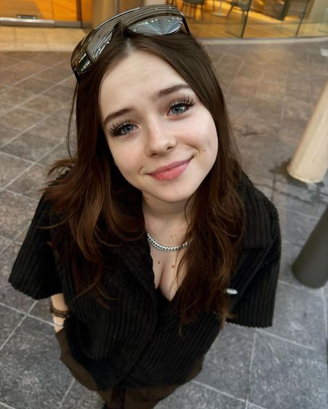 Talissa Smalley Biography: Parents, Siblings, Age, Net Worth, Height, Ethnicity, Dating Life Talissa Smalley Biography: Parents, Siblings, Age, Net Worth, Height, Ethnicity, Dating Life