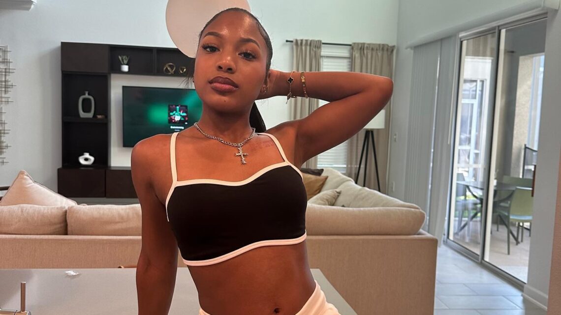 Brooklyn Frost Biography: Age, Baby, Height, Net Worth, Boyfriend, Parents, Siblings, Real Name Brooklyn Frost Biography: Age, Baby, Height, Net Worth, Boyfriend, Parents, Siblings, Real Name