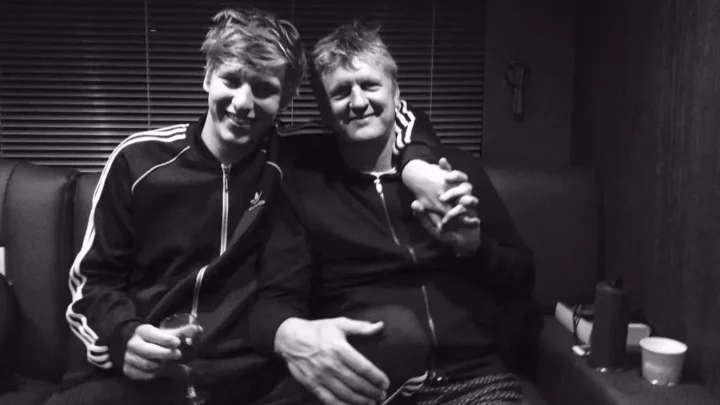 Meet George Ezra’s Parents: Paul Barnett and Mrs. Barnett