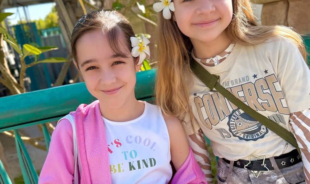 Diana and Roma Biography: Age, Net Worth, Siblings, Parents, Awards, Ethnicity, TV Series Diana and Roma Biography: Age, Net Worth, Siblings, Parents, Awards, Ethnicity, TV Series