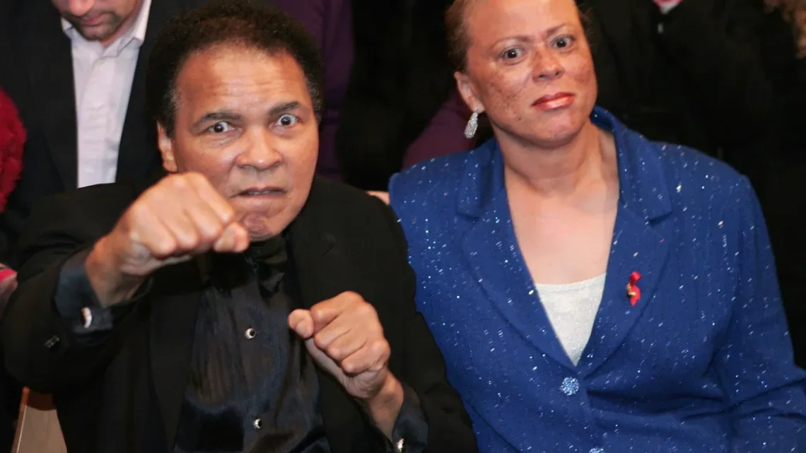 Muhammad Ali’s wife Lonnie Ali Biography: Age, Net Worth, Siblings, Parents, Height, Ethnicity, Husband, Children, Awards, Film Muhammad Ali’s wife Lonnie Ali Biography: Age, Net Worth, Siblings, Parents, Height, Ethnicity, Husband, Children, Awards, Film