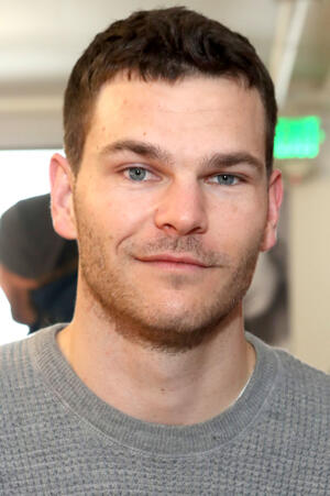 Josh Helman Biography: Films, Wife, Height, Ethnicity, Age, Net Worth, Siblings, Parents Josh Helman Biography: Films, Wife, Height, Ethnicity, Age, Net Worth, Siblings, Parents