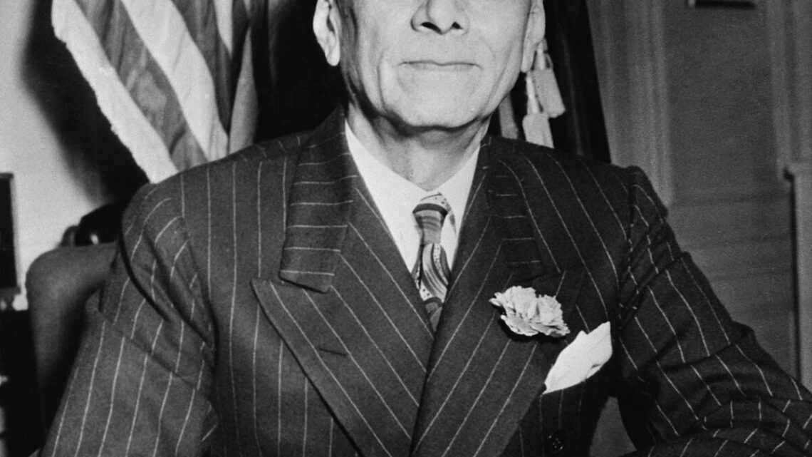 Manuel L. Quezon Biography: Wife, Children, Parents, Siblings, Age, Net Worth, Education, Cause of Death, Wikipedia Manuel L. Quezon Biography: Wife, Children, Parents, Siblings, Age, Net Worth, Education, Cause of Death, Wikipedia