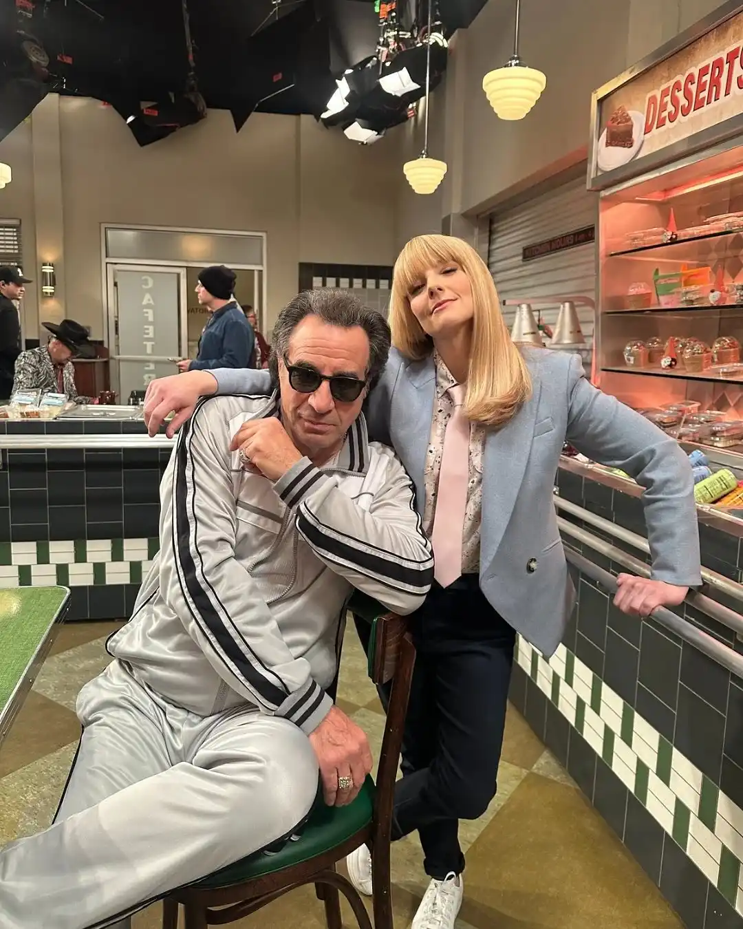 Melissa Rauch Biography: Husband, Age, Parents, Net Worth, Height, Children, Movies, Real Voice