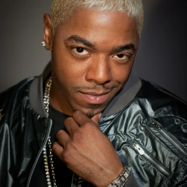 Sisqó Biography: Age, Net Worth, Siblings, Parents, Wife, Children, Awards, Books, EPs, Single, Mixtape, Studio Albums, Films Sisqó Biography: Age, Net Worth, Siblings, Parents, Wife, Children, Awards, Books, EPs, Single, Mixtape, Studio Albums, Films
