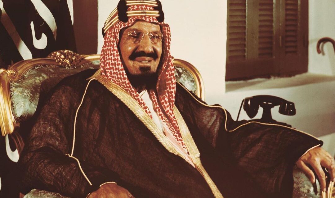 Ibn Saud Biography: Height, Ethnicity, Age, Net Worth, Siblings, Parents, Wife, Children Ibn Saud Biography: Height, Ethnicity, Age, Net Worth, Siblings, Parents, Wife, Children