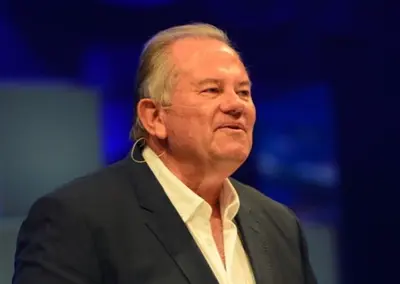 Raynor McCauley Biography: Net Worth, Age, Wikipedia, Spouse, Family, Instagram, Children