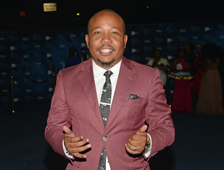 Presley Chweneyagae Dies at 40 — No Cause of Death Revealed Presley Chweneyagae Dies at 40 — No Cause of Death Revealed