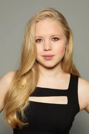 Sofia Vassilieva Biography: Instagram, Movies, TV Shows, Height, Age, Education, Net Worth, Parents