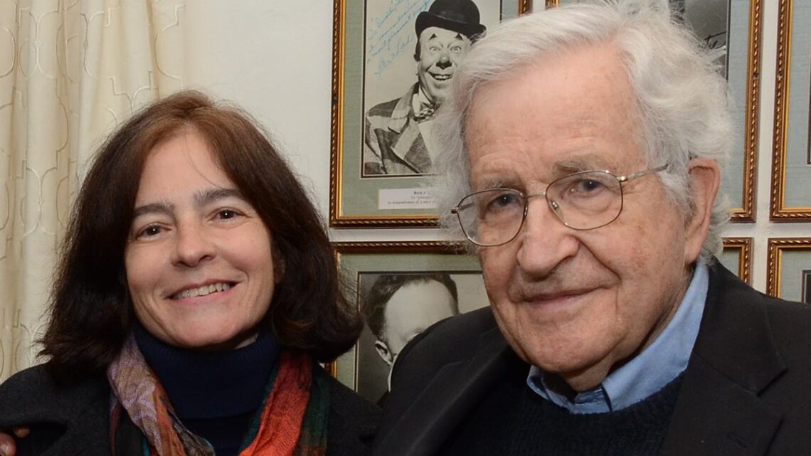 Noam Chomsky’s wife Valeria Wasserman Biography: Height, Ethnicity, Age, Net Worth, Siblings, Parents, Stepchildren, Husband Noam Chomsky’s wife Valeria Wasserman Biography: Height, Ethnicity, Age, Net Worth, Siblings, Parents, Stepchildren, Husband