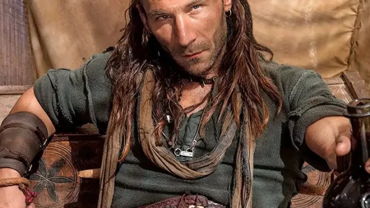 Zach McGowan Biography: Wife, Children, Movies, Age, Net Worth, Siblings, Parents, Height, Ethnicity, TV Series