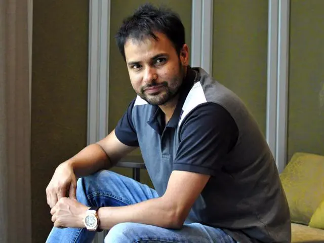 Amrinder Gill Biography: Age, Net Worth, Siblings, Parents, Spouse, Awards, Songs, Height, Films