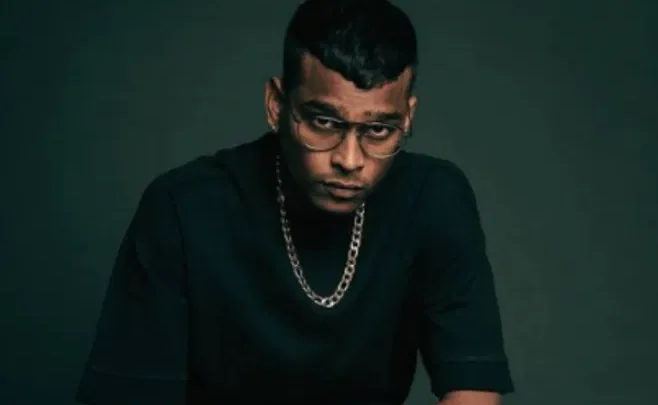 Asal Kolaar Biography: Age, Parents, Siblings, Net Worth, Height, Girlfriend, Songs