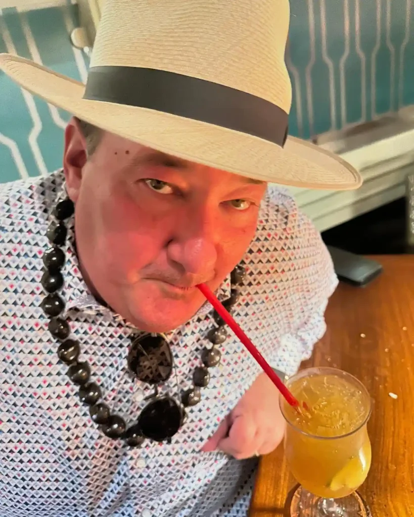 Brian Baumgartner Biography: Age, Net Worth, Siblings, Parents, Height, Ethnicity, Awards, Books, Movies