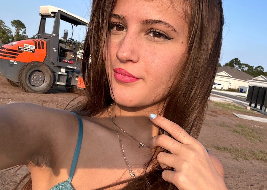 Roselie Arritola Biography: YouTube, Age, Net Worth, Instagram, Parents, Height, Songs Roselie Arritola Biography: YouTube, Age, Net Worth, Instagram, Parents, Height, Songs