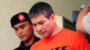 Dennis Roldan