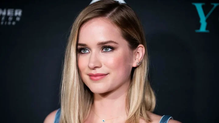 Elizabeth Lail’s sister, Kathryn Dean Lail Biography: Age, Net Worth, Height, Husband, Instagram, Wiki