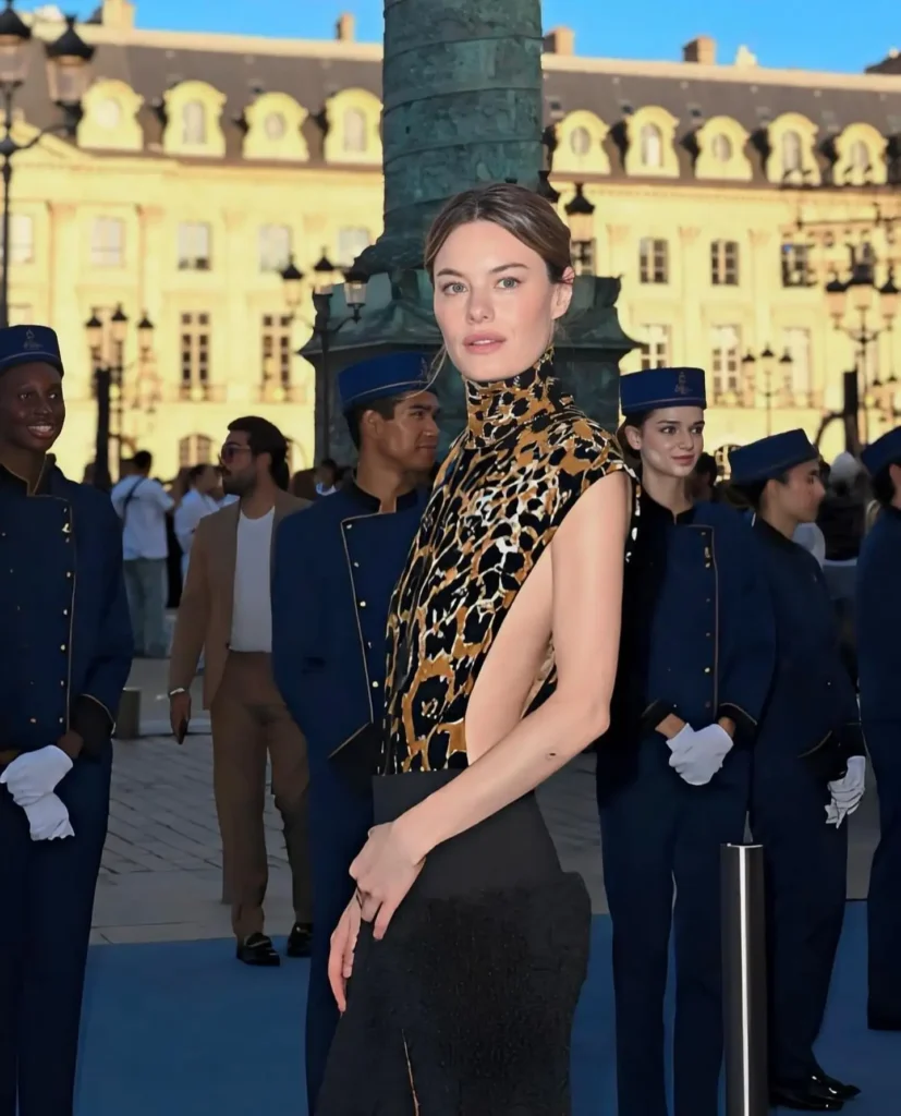 Camille Rowe Biography: Brands, Dating Life, Movies, Height, Ethnicity, Age, Net Worth, Siblings, Parents