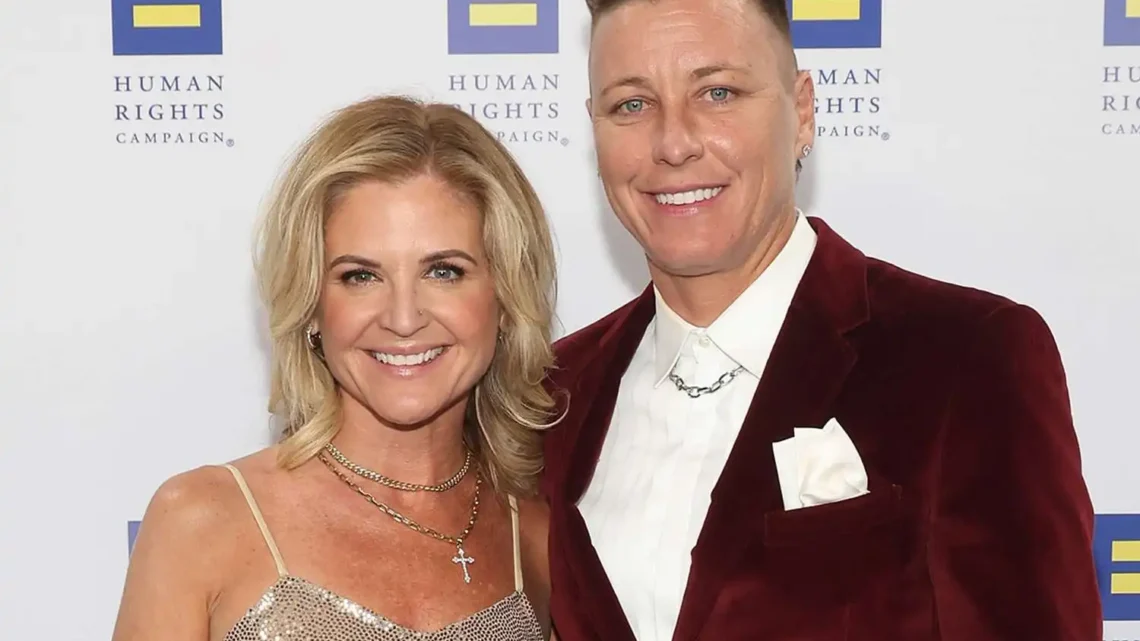 Glennon Doyle Biography: Books, Career, Age, Wiki, Net Worth, Husband, Children, Parents, Height