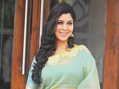 Sakshi Tanwar Biography: Wikipedia, Parents, Age, Children, Height, Husband, Siblings, Net Worth, Movies Sakshi Tanwar Biography: Wikipedia, Parents, Age, Children, Height, Husband, Siblings, Net Worth, Movies