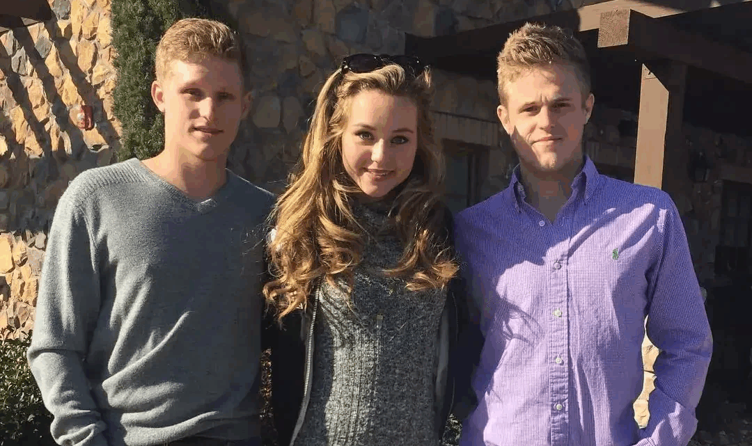 Brec Bassinger’s brother, Brice Bassinger Biography: Spouse, Age, Net Worth, Family, Wikipedia, Height, Siblings Brec Bassinger’s brother, Brice Bassinger Biography: Spouse, Age, Net Worth, Family, Wikipedia, Height, Siblings