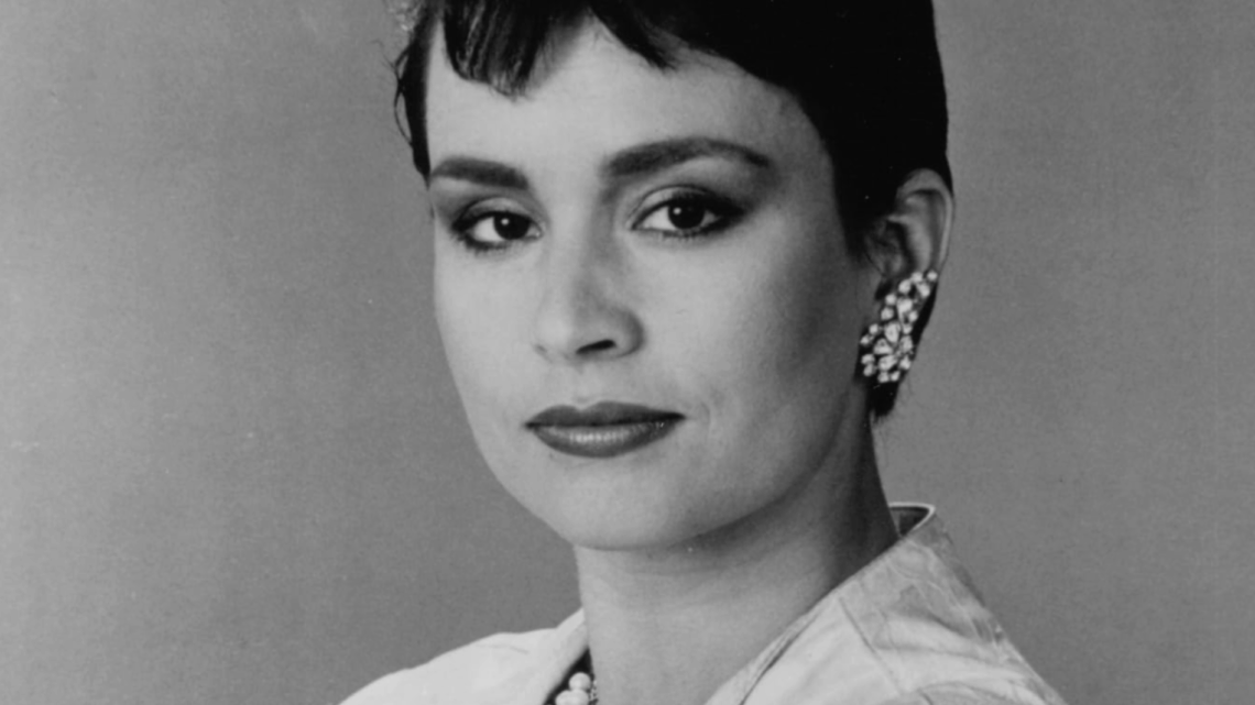 Diane Venora’s daughter, Madzia Bartkowiak Biography: Parents, Siblings, Age, Net Worth, Height, Husband, Films Diane Venora’s daughter, Madzia Bartkowiak Biography: Parents, Siblings, Age, Net Worth, Height, Husband, Films