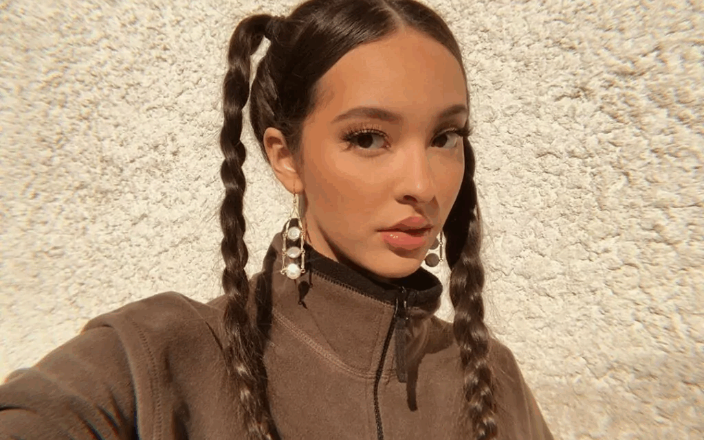 Faouzia Biography: Husband, Age, Net Worth, Siblings, Parents, Height, Songs Faouzia Biography: Husband, Age, Net Worth, Siblings, Parents, Height, Songs
