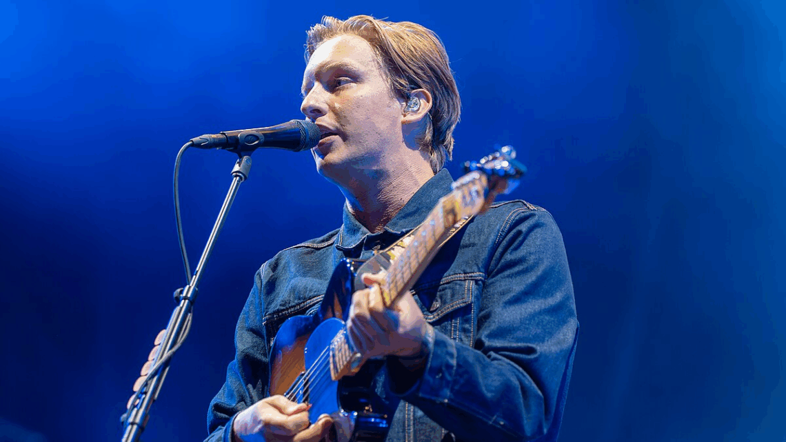 Meet George Ezra’s Parents: Paul Barnett and Mrs. Barnett Meet George Ezra’s Parents: Paul Barnett and Mrs. Barnett