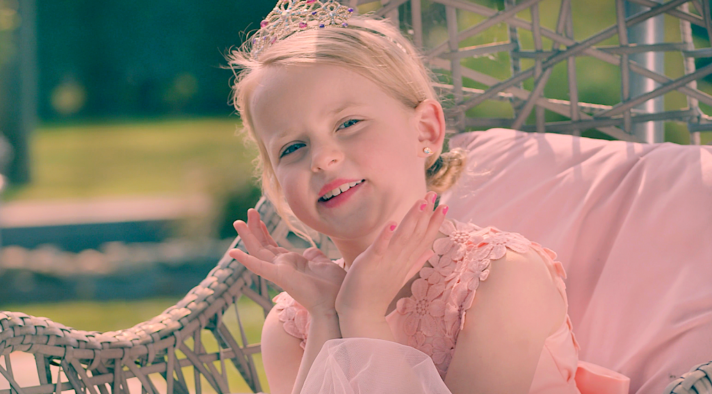 Lucilla Bellinga Biography: YouTube, Age, Net Worth, Wikipedia, Parents, Siblings, Height Lucilla Bellinga Biography: YouTube, Age, Net Worth, Wikipedia, Parents, Siblings, Height