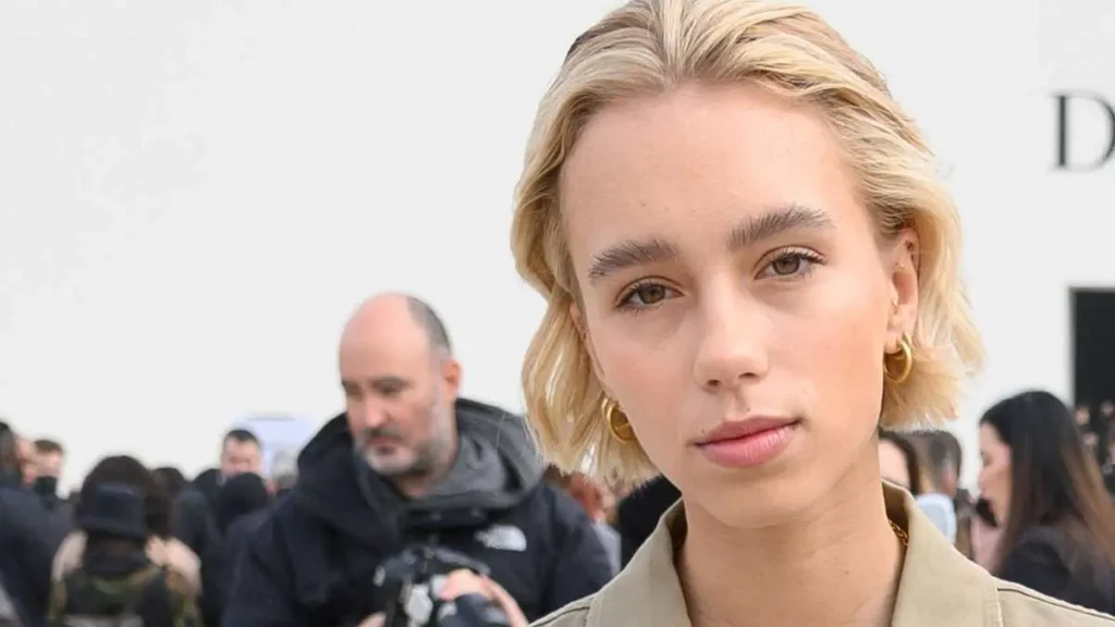 Lena Mantler Biography: Twin, Siblings, Age, Wikipedia, Boyfriends, Net Worth, Height, TikTok