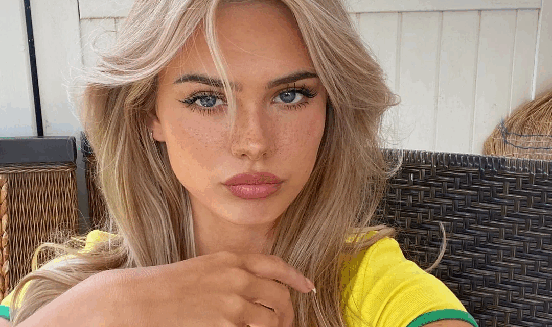 Sara Crumbleleg Biography: Instagram, Boyfriend, Height, Wiki, Parents, Age, Net Worth Sara Crumbleleg Biography: Instagram, Boyfriend, Height, Wiki, Parents, Age, Net Worth