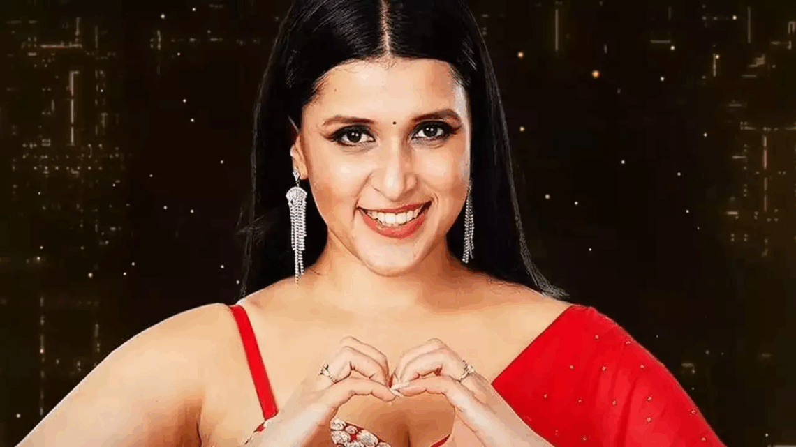 Mannara Chopra Biography: Spouse, Parents, Age, Siblings, Career, Net Worth, Instagram, Movies Mannara Chopra Biography: Spouse, Parents, Age, Siblings, Career, Net Worth, Instagram, Movies