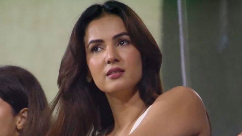 Sonal Chauhan Biography: Husband, Children, Age, Parents, TV Shows, Net Worth, Instagram Sonal Chauhan Biography: Husband, Children, Age, Parents, TV Shows, Net Worth, Instagram