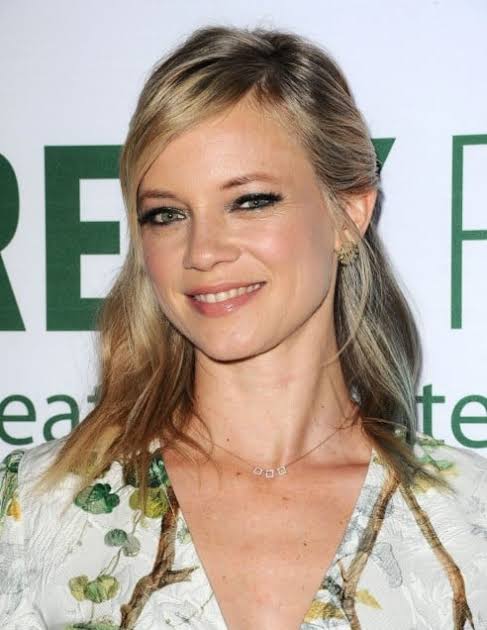 Amy Smart Biography: Net Worth, Husband, Age, TV Shows, Instagram, Parents, Siblings, Movies, Children, Instagram Amy Smart Biography: Net Worth, Husband, Age, TV Shows, Instagram, Parents, Siblings, Movies, Children, Instagram