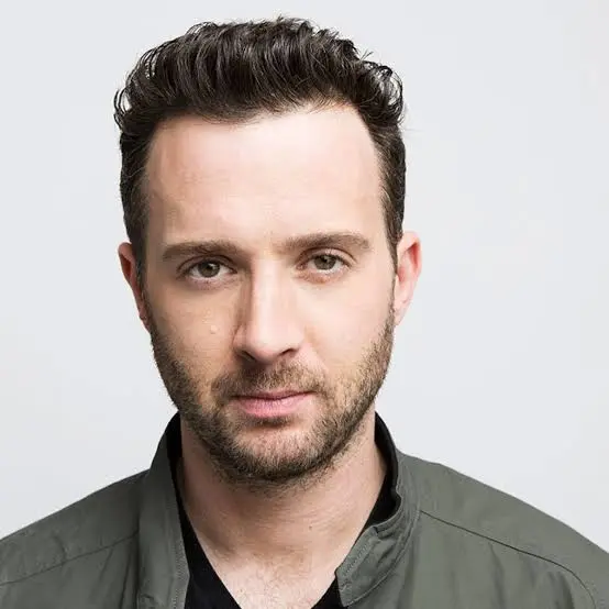 Eddie Kaye Thomas Biography: Parents, Wife, Movies, TV Shows, Instagram, Siblings, Height, Wiki, Net Worth