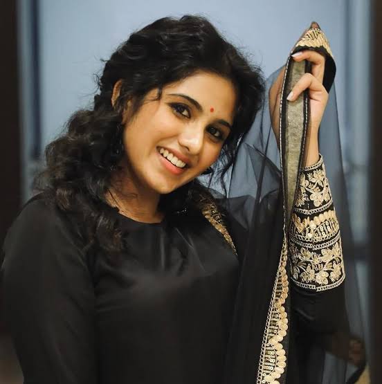 Maneesha Mahesh Bio: TV Shows, Movies, Net Worth, Age, Instagram, Parents, Siblings Maneesha Mahesh Bio: TV Shows, Movies, Net Worth, Age, Instagram, Parents, Siblings