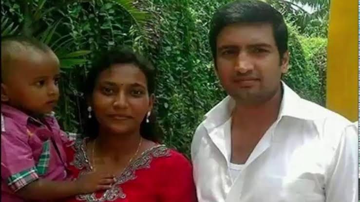 Santhanam (Actor)’s Wife, Usha Biography: Children, Wikipedia, Age, Net Worth, Nationality Santhanam (Actor)’s Wife, Usha Biography: Children, Wikipedia, Age, Net Worth, Nationality