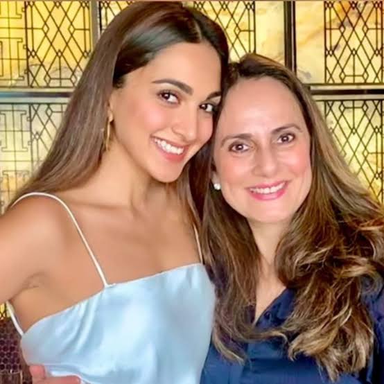 Kiara Advani’s Mother, Genevieve Advani Biography: Age, Net Worth, Parents, Siblings, Husband, Children Kiara Advani’s Mother, Genevieve Advani Biography: Age, Net Worth, Parents, Siblings, Husband, Children