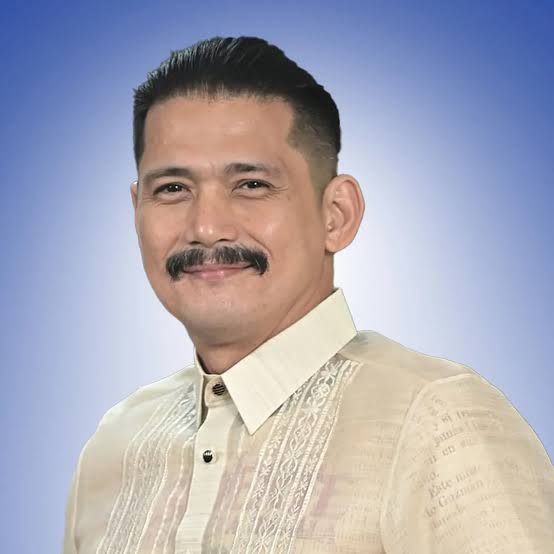 Robin Padilla Biography: Movies, TV Shows, Parents, Siblings, Wife, Children, Height, Age, Net Worth, Instagram Robin Padilla Biography: Movies, TV Shows, Parents, Siblings, Wife, Children, Height, Age, Net Worth, Instagram