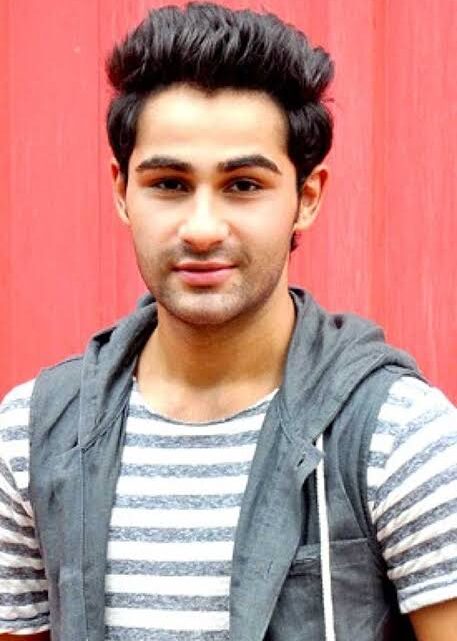 Armaan Jain Biography: Wikipedia, Ethnicity, Age, Net Worth, Parents, Siblings, Wife, Children, Instagram, Career, Movies Armaan Jain Biography: Wikipedia, Ethnicity, Age, Net Worth, Parents, Siblings, Wife, Children, Instagram, Career, Movies